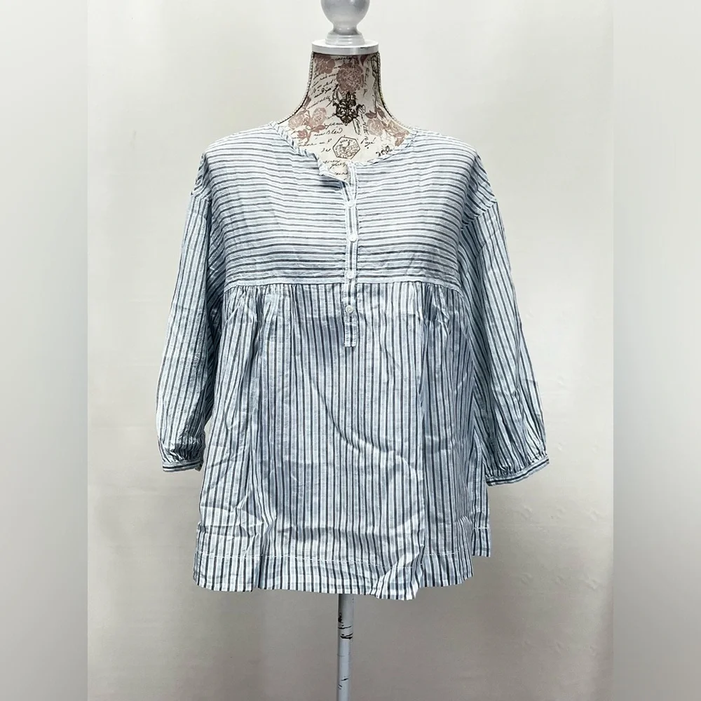 🛍️MAX STUDIO Blue and white stripe casual top size XS - Picture 3 of 13